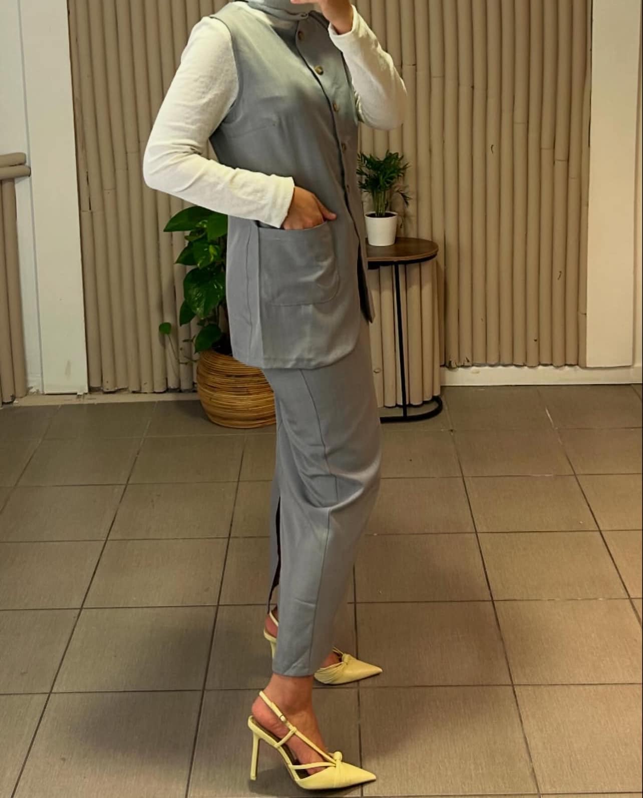 Ensemble jupe+ gilet sans manche