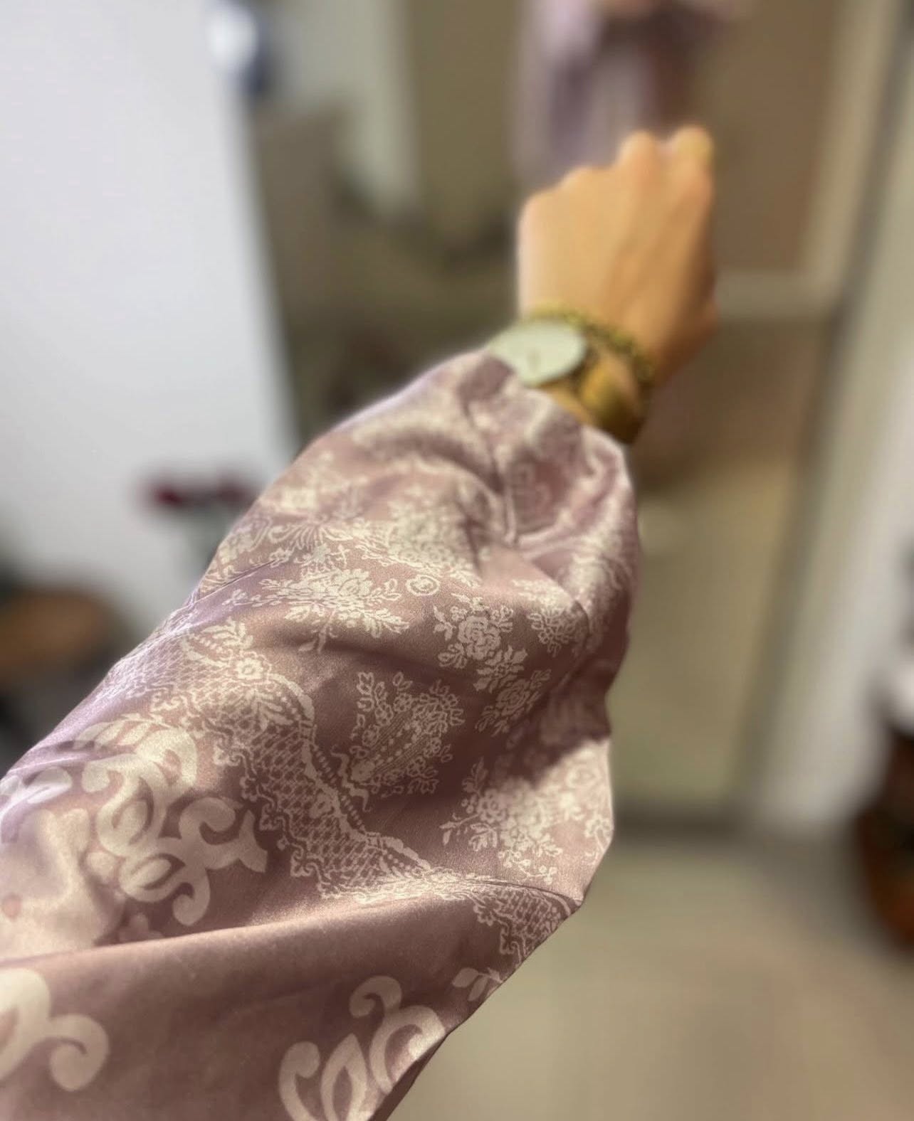 ROBE A MOTIFS