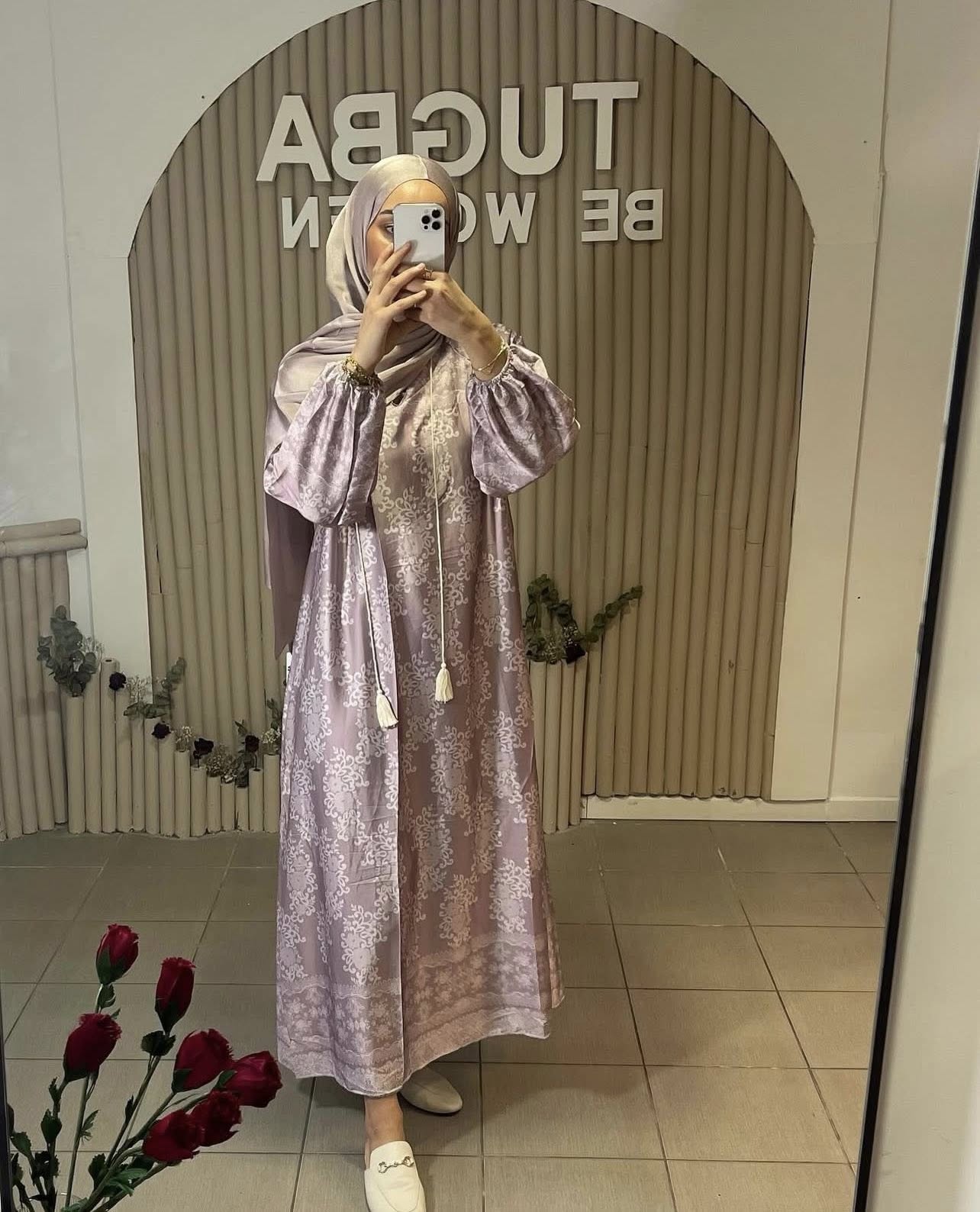 ROBE A MOTIFS