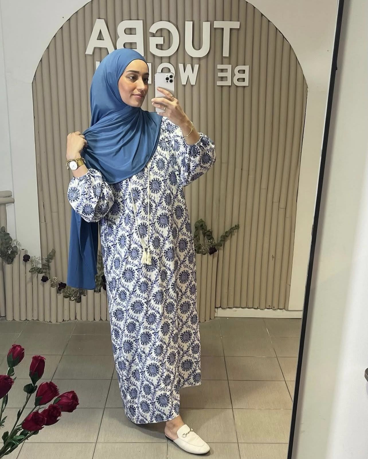 ROBE A MOTIFS