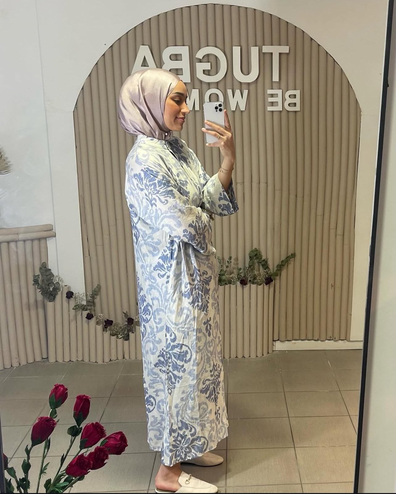 ROBE A MOTIFS