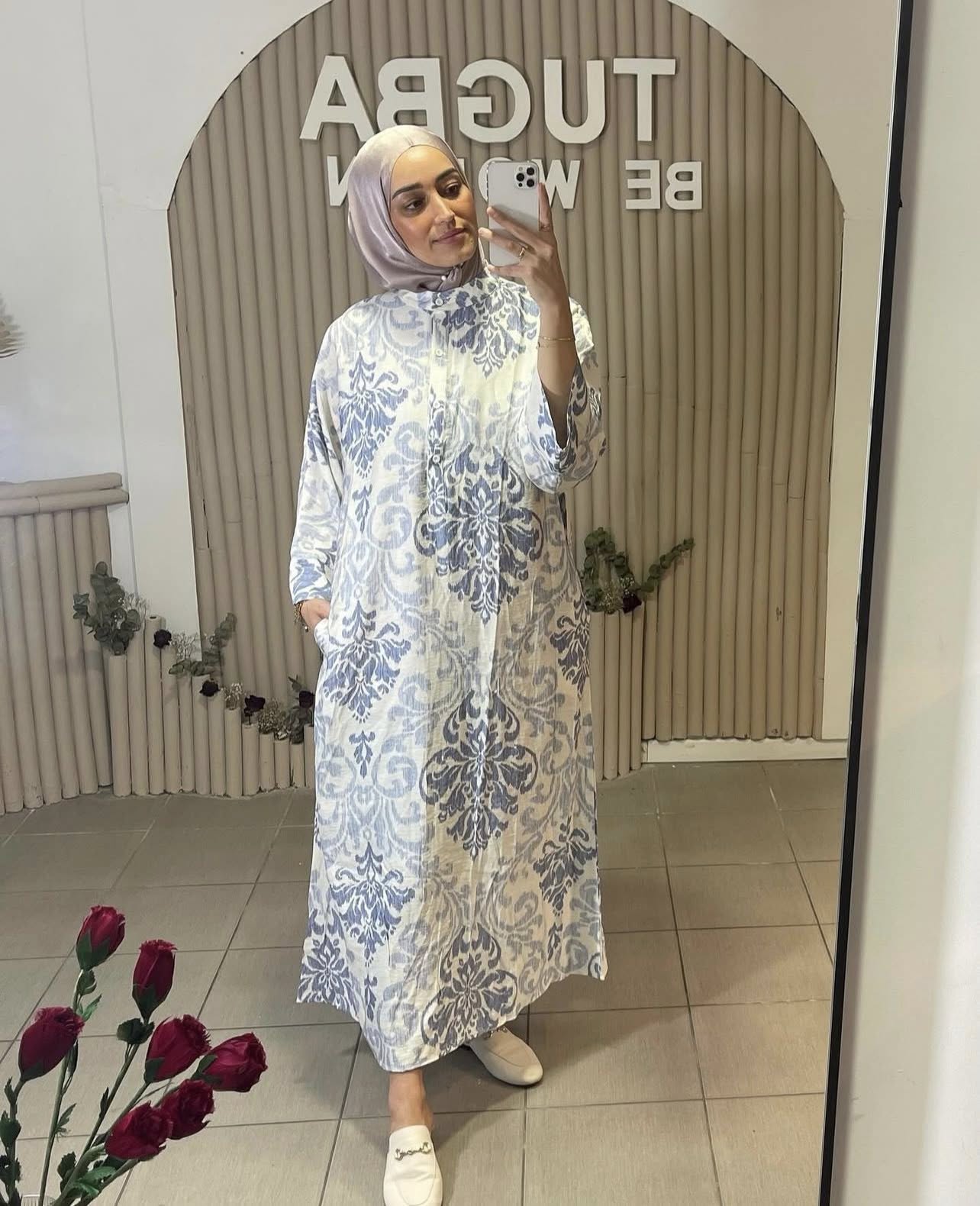 ROBE A MOTIFS